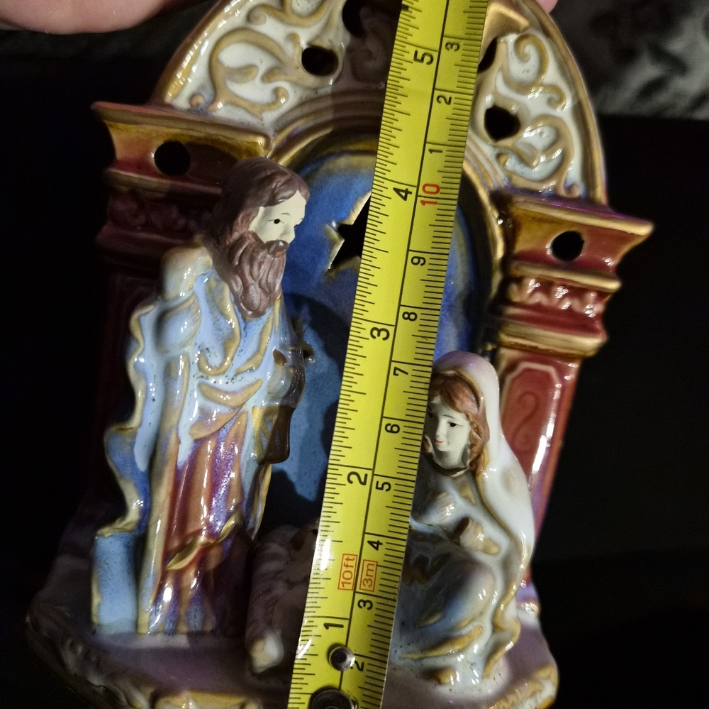 Vintage Ceramic Nativity Scene with Gold Accents RARE No Call-outs - Picture 10 of 10